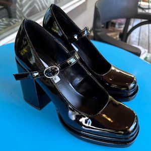 Steve Madden "Fantsie" Black Patent Leather Mary Jane Platforms